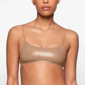 Skims | Womens Naked Shine Scoop Neck Bralette - Size 3X